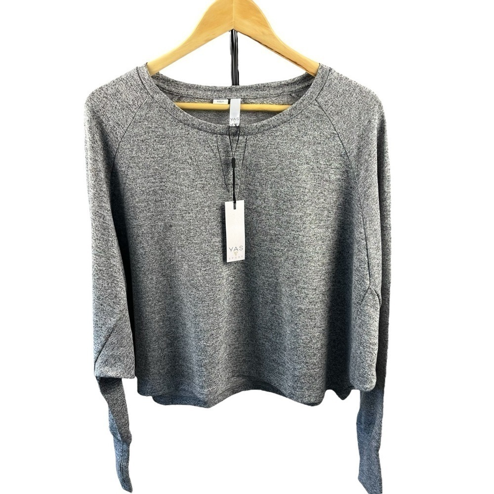 Y.A.S. Sports Scoop Neck Long Sleeve Batwing Crop Top Gray Size Large